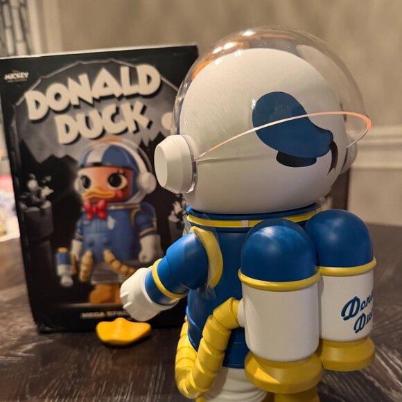 Pop Mart (Disney) - Mega Space Molly Donald Duck 400% - Picture 3 of 12